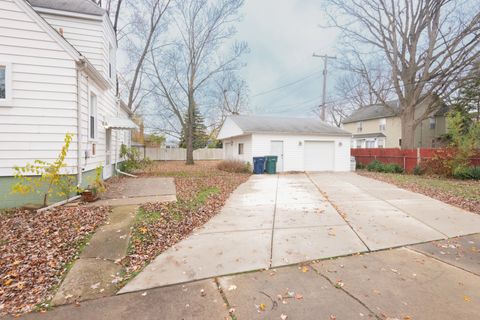 A home in Lincoln Park