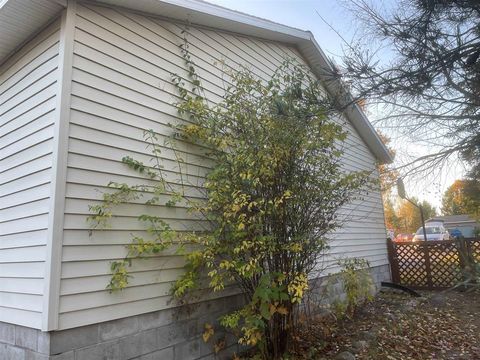 A home in Green Lake Twp