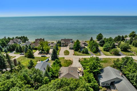 A home in Port Sheldon Twp