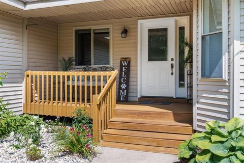 A home in Clam Lake Twp