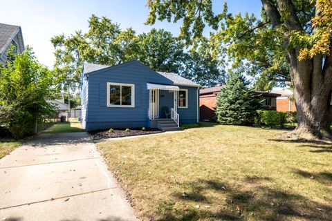 A home in Dearborn Heights