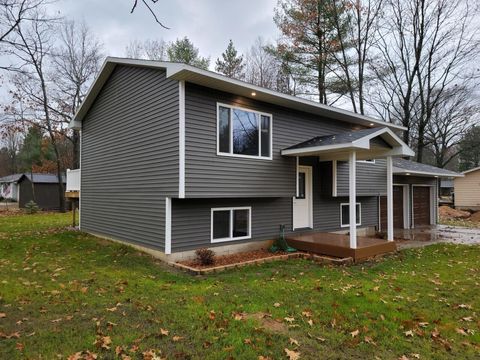 A home in Kalkaska Twp