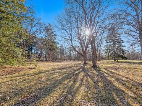 31050 BRIARCLIFF Road Franklin Village Oakland MI 48025