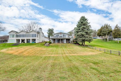 A home in Somerset Twp