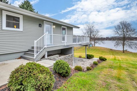 A home in Somerset Twp