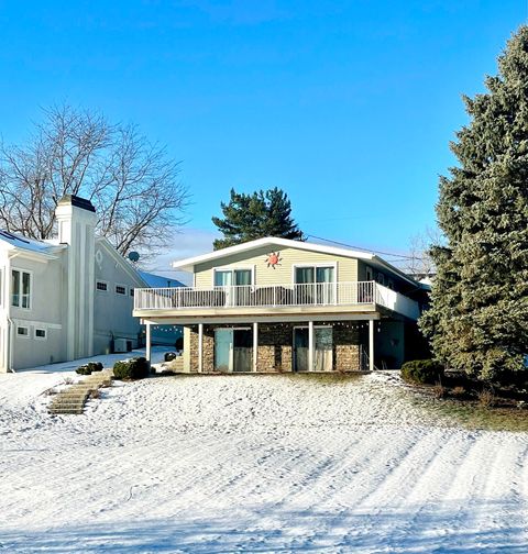 A home in Somerset Twp