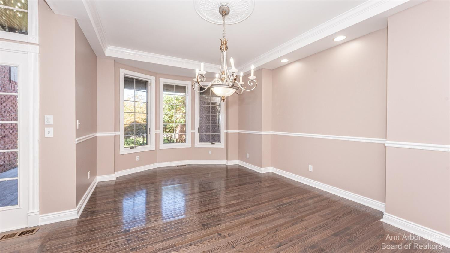 1819 Brookview Drive