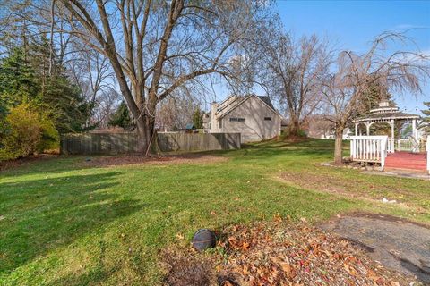 A home in Green Oak Twp