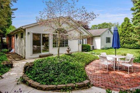 A home in Grosse Pointe Woods