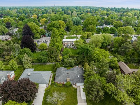 A home in Grosse Pointe Woods