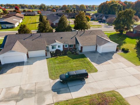 A home in Warren