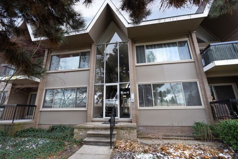 A home in Bloomfield Twp