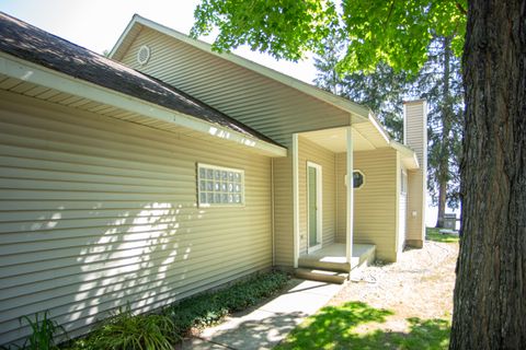 A home in Lyon Twp