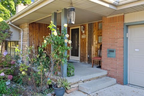 A home in Dearborn Heights