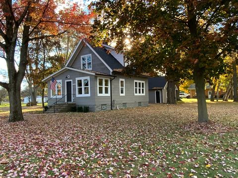 A home in Van Buren Twp