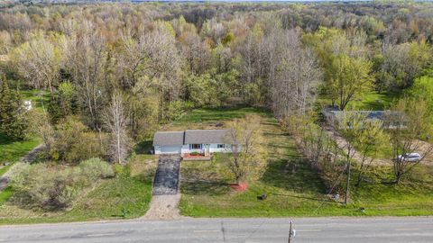 A home in South Haven Twp