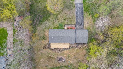 A home in South Haven Twp