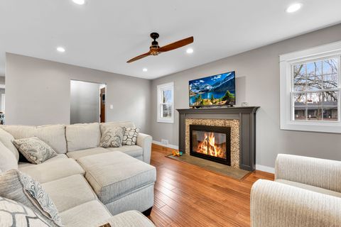 A home in GrosseIleTownship_Wayne