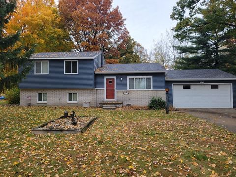 A home in Commerce Twp