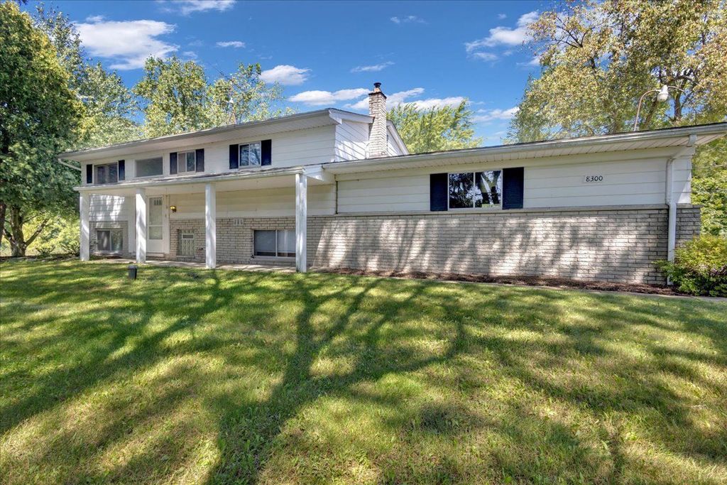 Photo for 8300 OAK HILL Road, Groveland Township, MI 48348 (MLS # 20230070688)