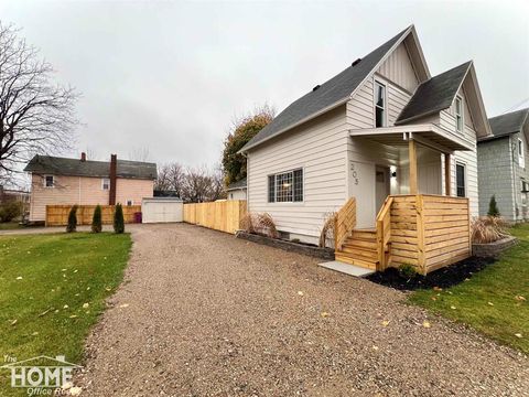 A home in Owosso