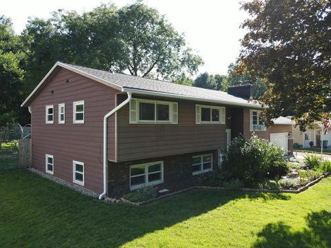 A home in Paw Paw Twp