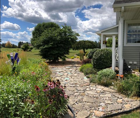 A home in Blumfield Twp