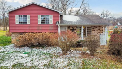 A home in Fenton Twp