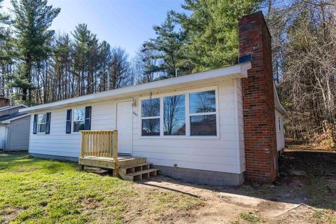 A home in Edenville Twp