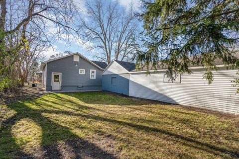 A home in Saginaw Twp