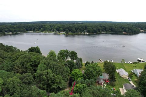 A home in Benona Twp