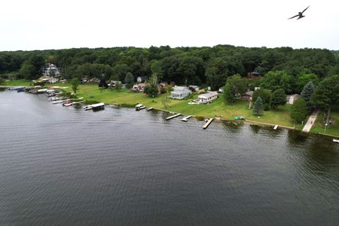 A home in Benona Twp