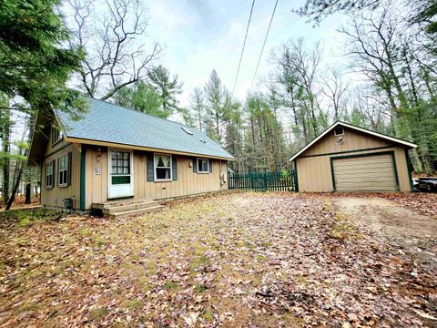 A home in Grayling Twp