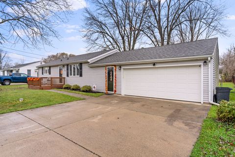 A home in Davison Twp