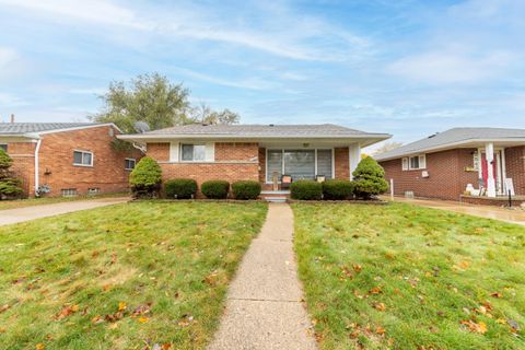 A home in Dearborn Heights