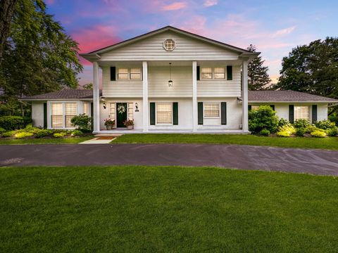 A home in Bloomfield Twp