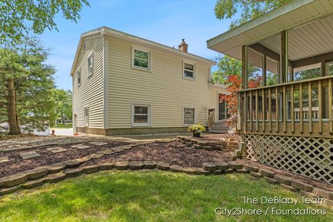 A home in Plainfield Twp