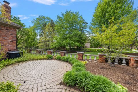 A home in Bloomfield Hills