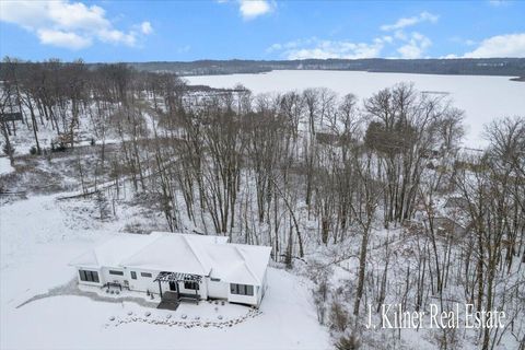 A home in Oakfield Twp