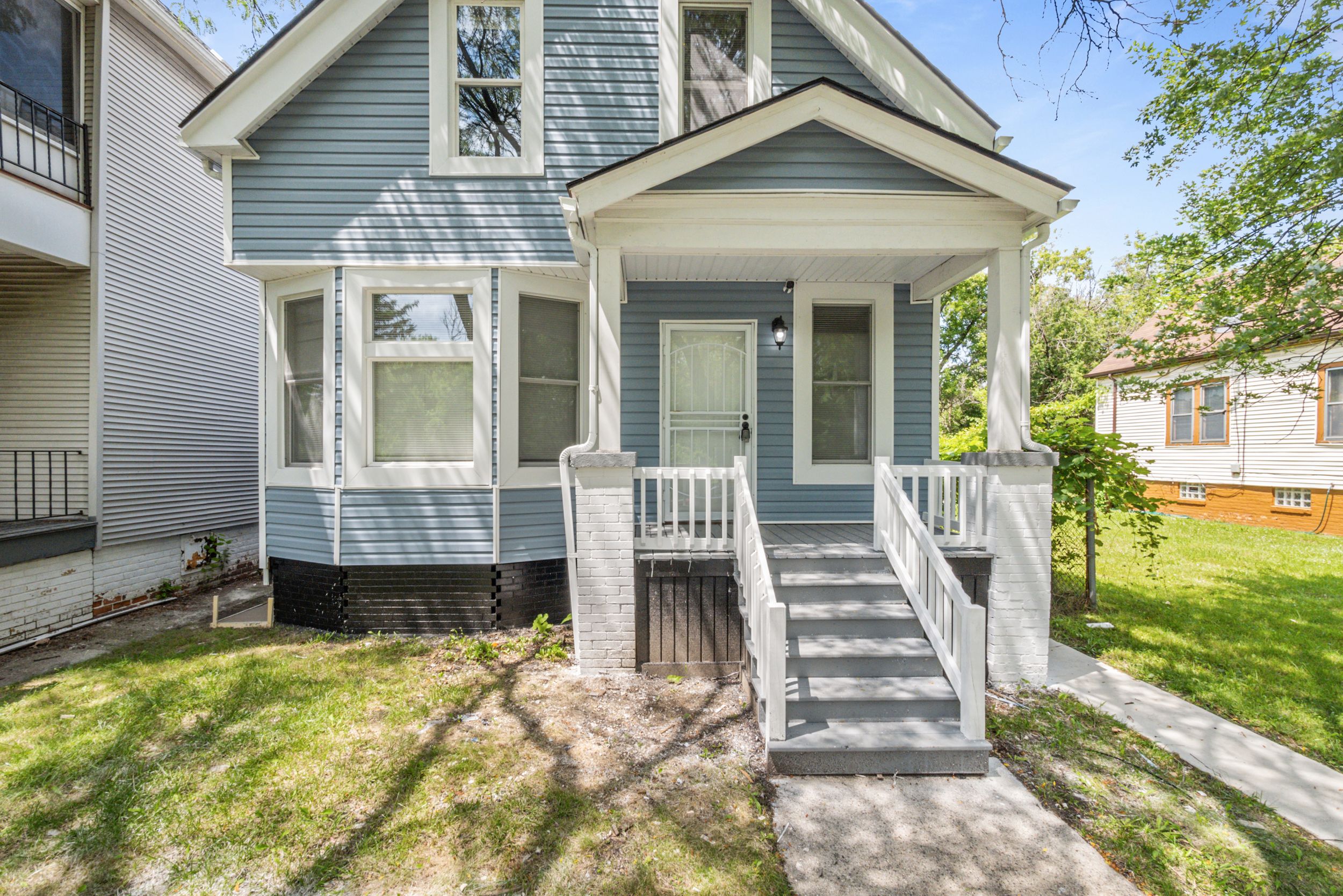 View Detroit, MI 48211 house