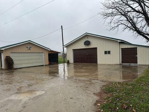 A home in Koylton Twp