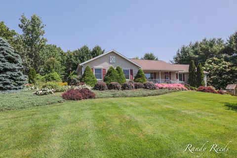 A home in Plainfield Twp