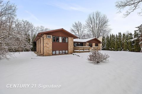 A home in Saginaw Twp