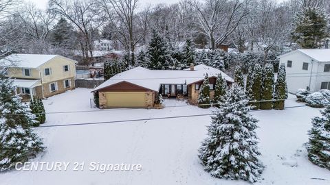 A home in Saginaw Twp