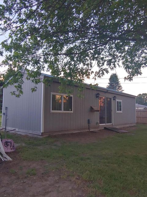 A home in Evart Twp