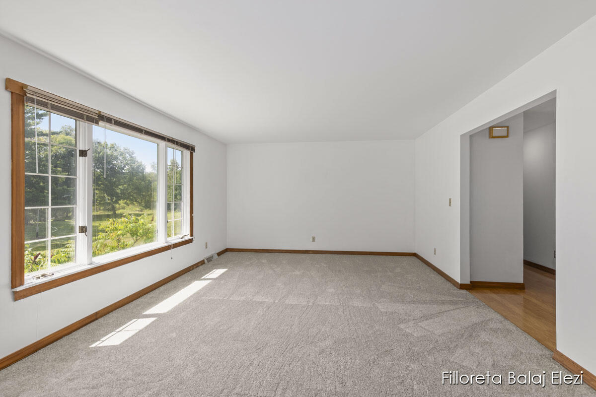 Photo 4 of 20 of 8815 Hebert Drive house