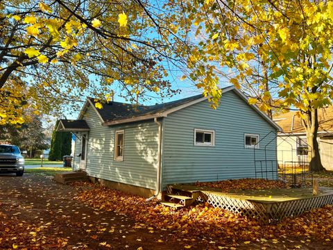 A home in Edmore Vlg