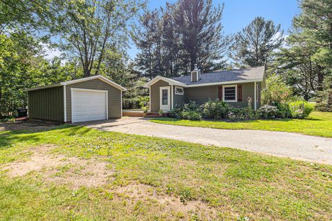 A home in Bear Lake Twp