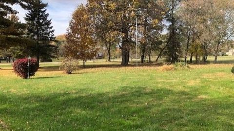 A home in Richfield Twp