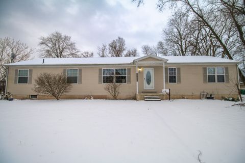 A home in Garden City